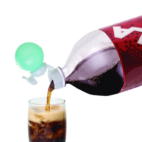 Fizz-Keeper Soda Pump 25100 in action on soda bottle