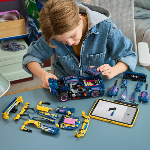 LEGO Technic Custom Garage Ford Mustang GT Car 42236