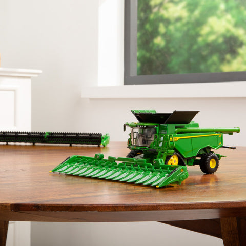 John Deere 1:64 Scale X9 1100 Tracked Combine � Die-Cast Metal Replica � ERTL Prestige Collection 45747