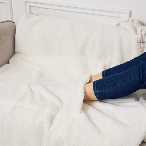 Foot pocket of Virah Bella White Leopard Stripe Footed Faux Fur Sherpa Throw