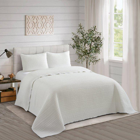 White Double Stitched 3 pc Quilt Set DQJ23129