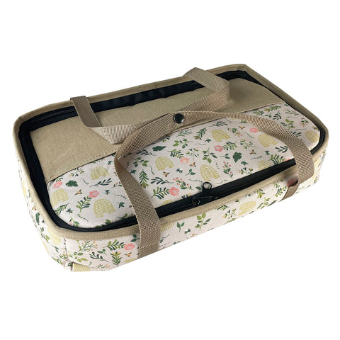 Roni Bag insulated bakeware carrier with beehive print