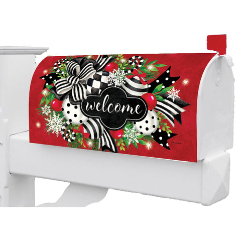 Black & White Swag mailbox makeover