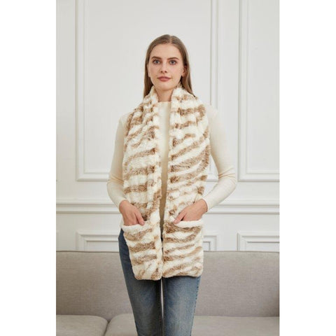 Caramel Tiger pocket scarf PSTR